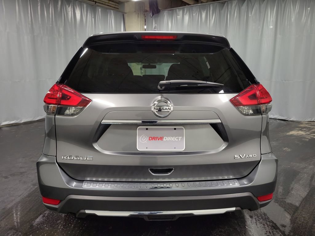 Used 2017 Nissan Rogue SV image 8
