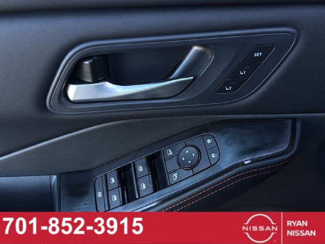 New 2027 Nissan Rogue SV w/ Rock Creek Premium Package AWD/4WD image 20