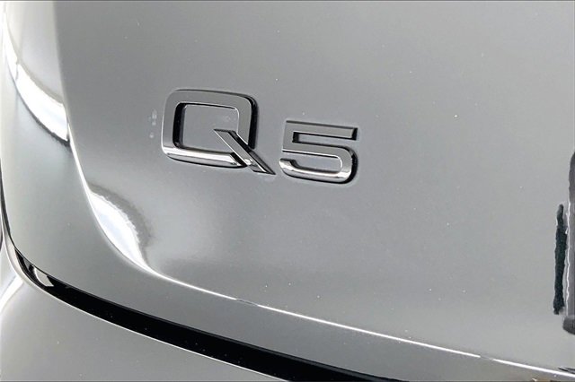 Used 2023 Audi Q5 2.0T Prestige w/ Prestige Package image 8