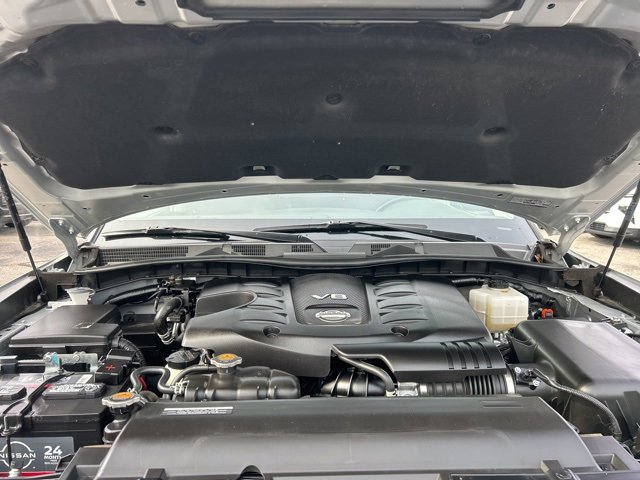 Used 2024 Nissan Armada SL w/ Captain's Chairs Package image 39