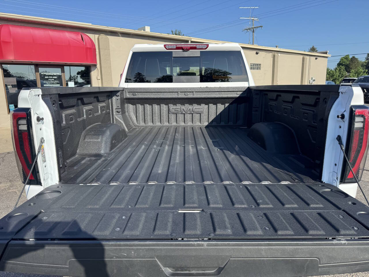 Used 2026 GMC Sierra 2500 AT4X AWD/4WD image 16