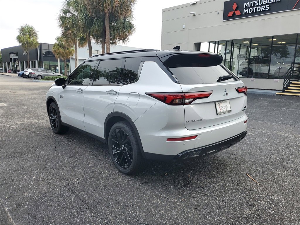 New 2025 Mitsubishi Outlander SEL Black Edition image 6