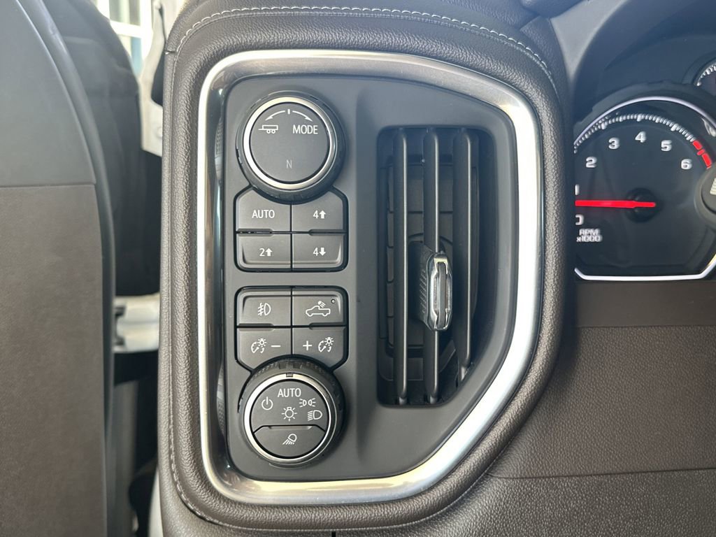 Certified 2022 Chevrolet Silverado 1500 LTZ w/ Safety Package II image 20