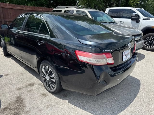 Used 2010 Toyota Camry LE FWD image 5