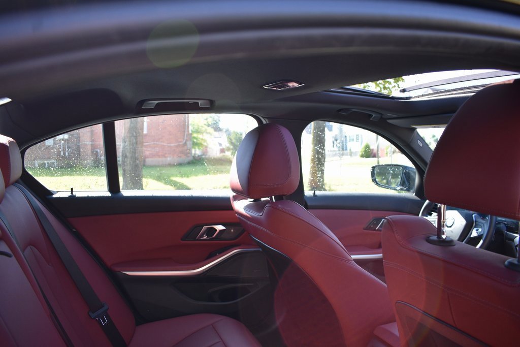 Used 2024 BMW 330i xDrive Sedan w/ Premium Package image 25
