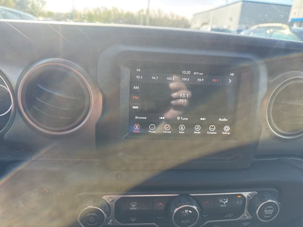 Used 2018 Jeep Wrangler Unlimited Sport S image 11