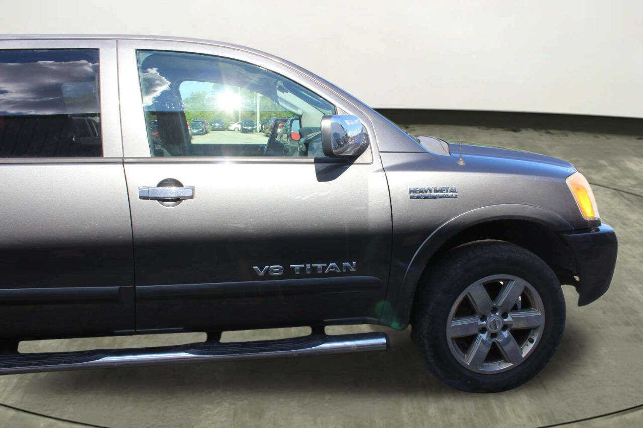 Used 2010 Nissan Titan SE w/ Heavy Metal Edition Pkg AWD/4WD image 11