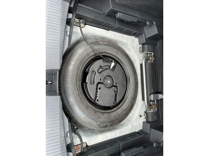 Used 2024 Nissan Rogue SV AWD/4WD image 14