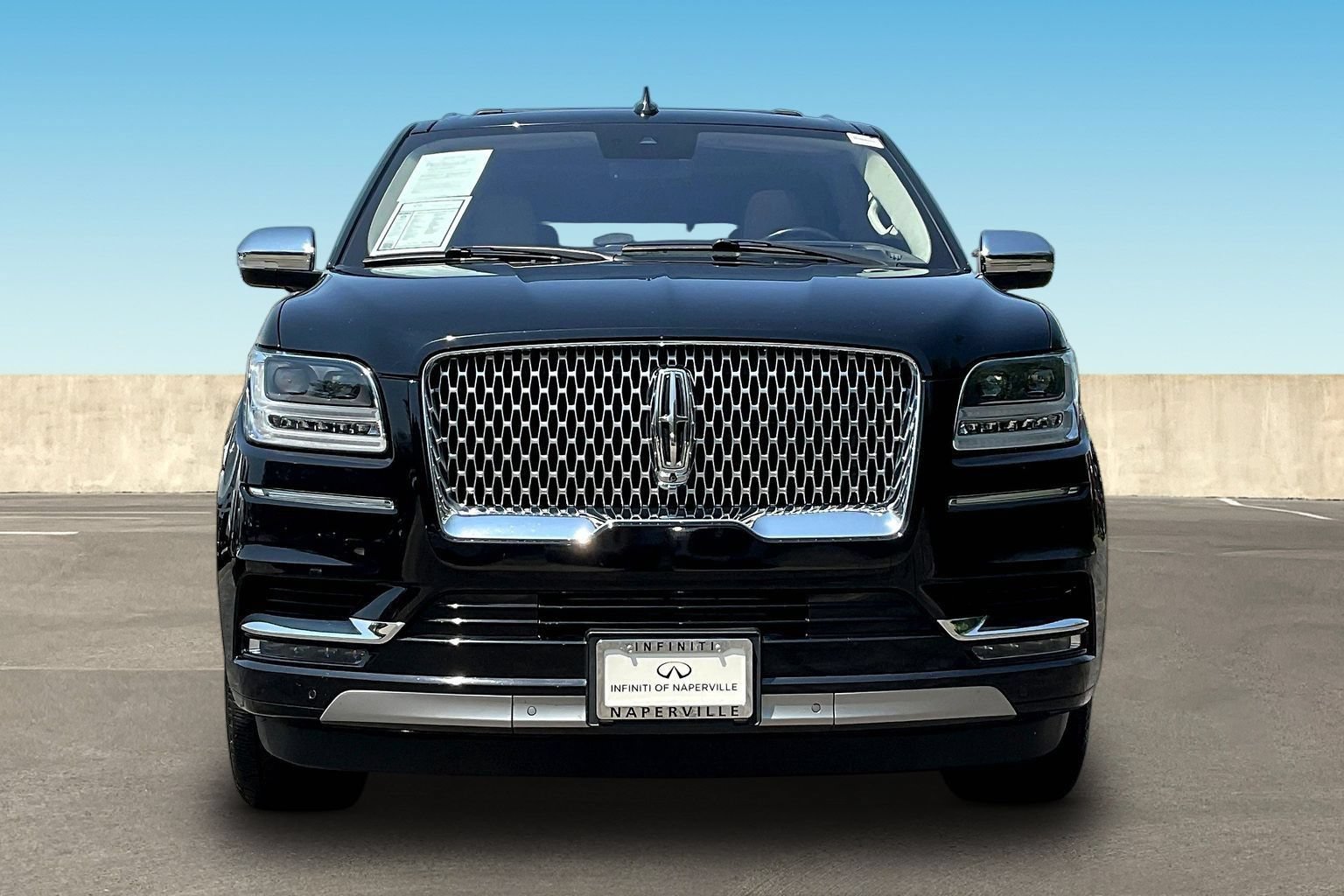 Used 2020 Lincoln Navigator Black Label w/ Cargo Convenience Package AWD/4WD image 2