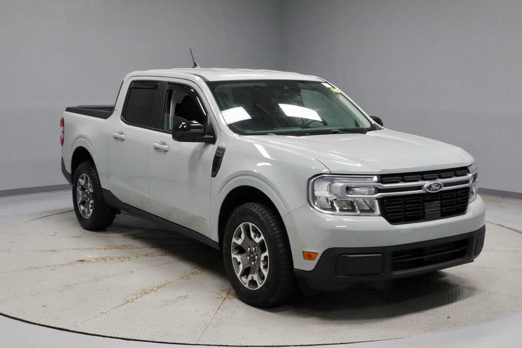 Certified 2024 Ford Maverick Lariat w/ 4K Tow Package AWD/4WD image 1
