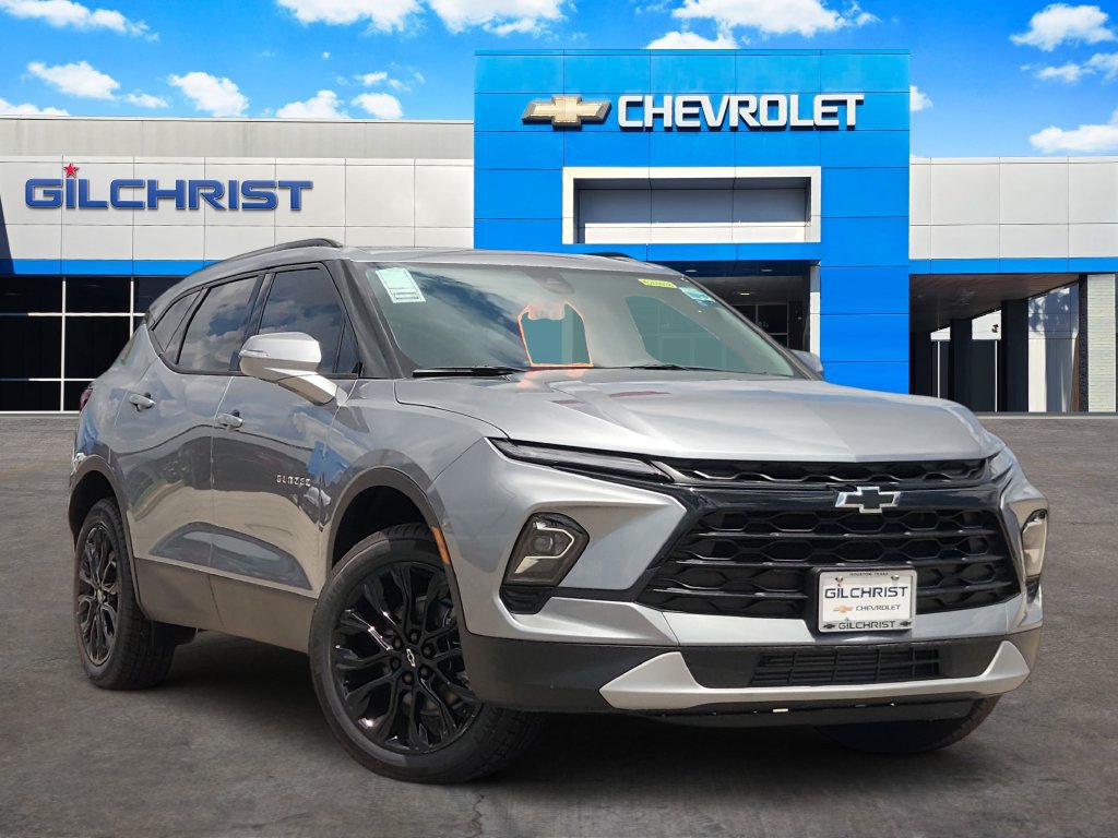 New 2026 Chevrolet Blazer LT w/ LPO, Black Grille Bar Package