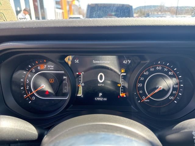 Certified 2025 Jeep Wrangler Sahara w/ Safety Group image 12