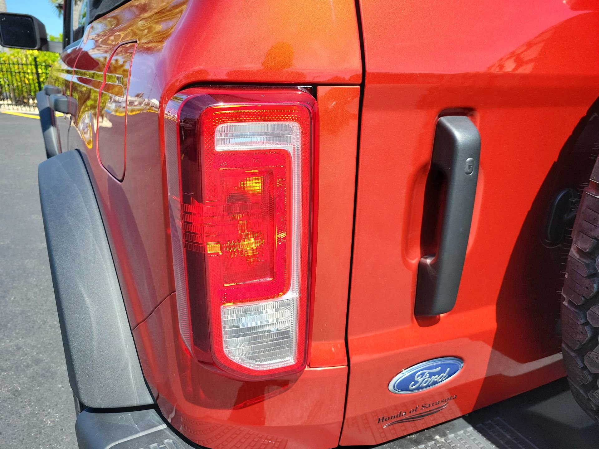 Used 2022 Ford Bronco Black Diamond image 12
