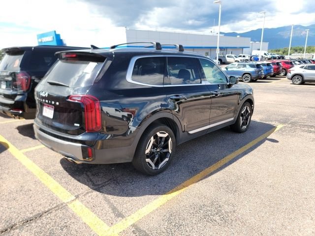 Used 2025 Kia Telluride S AWD/4WD image 5