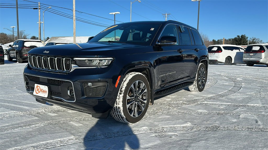 Used 2024 Jeep Grand Cherokee Overland w/ Adv Protech Group III image 3