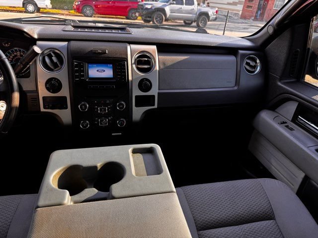 Used 2014 Ford F150 XLT w/ Equipment Group 302A Luxury AWD/4WD image 21