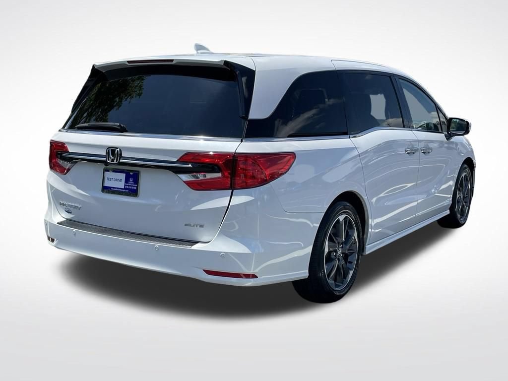 Certified 2024 Honda Odyssey Elite image 6