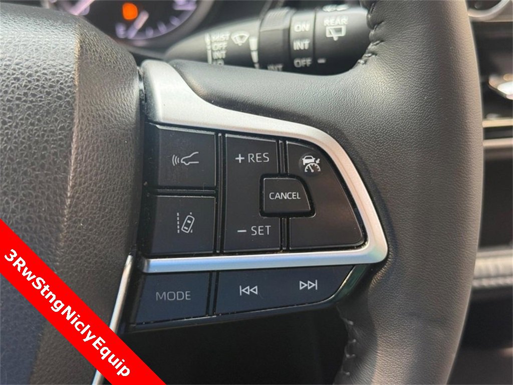 Used 2023 Toyota Highlander LE image 22