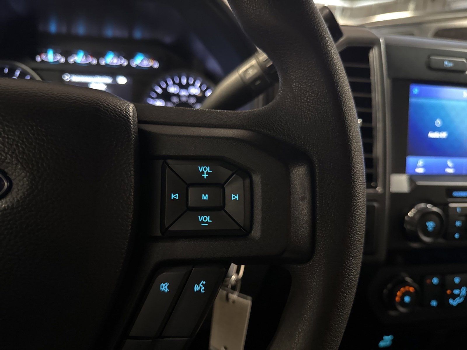 Used 2021 Ford F250 XLT image 39