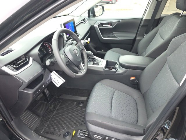 New 2025 Toyota RAV4 XLE image 9