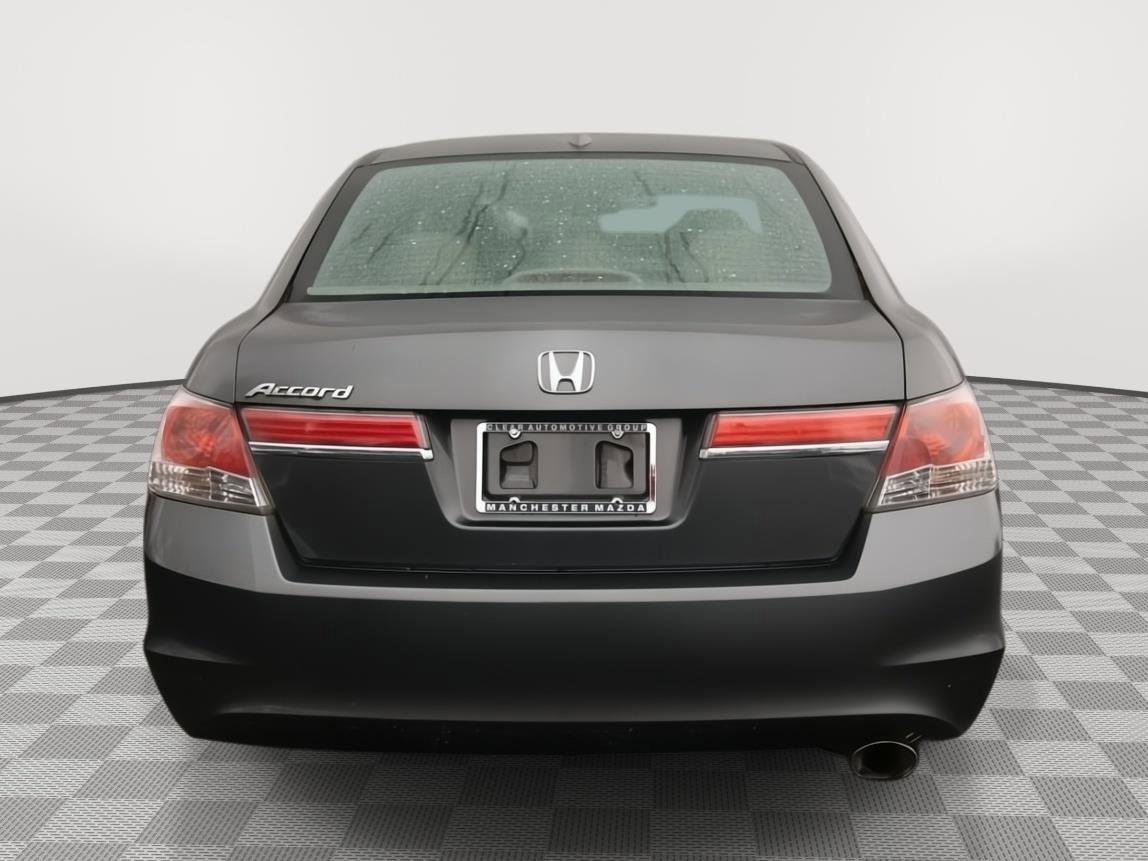 Used 2011 Honda Accord EX-L image 17