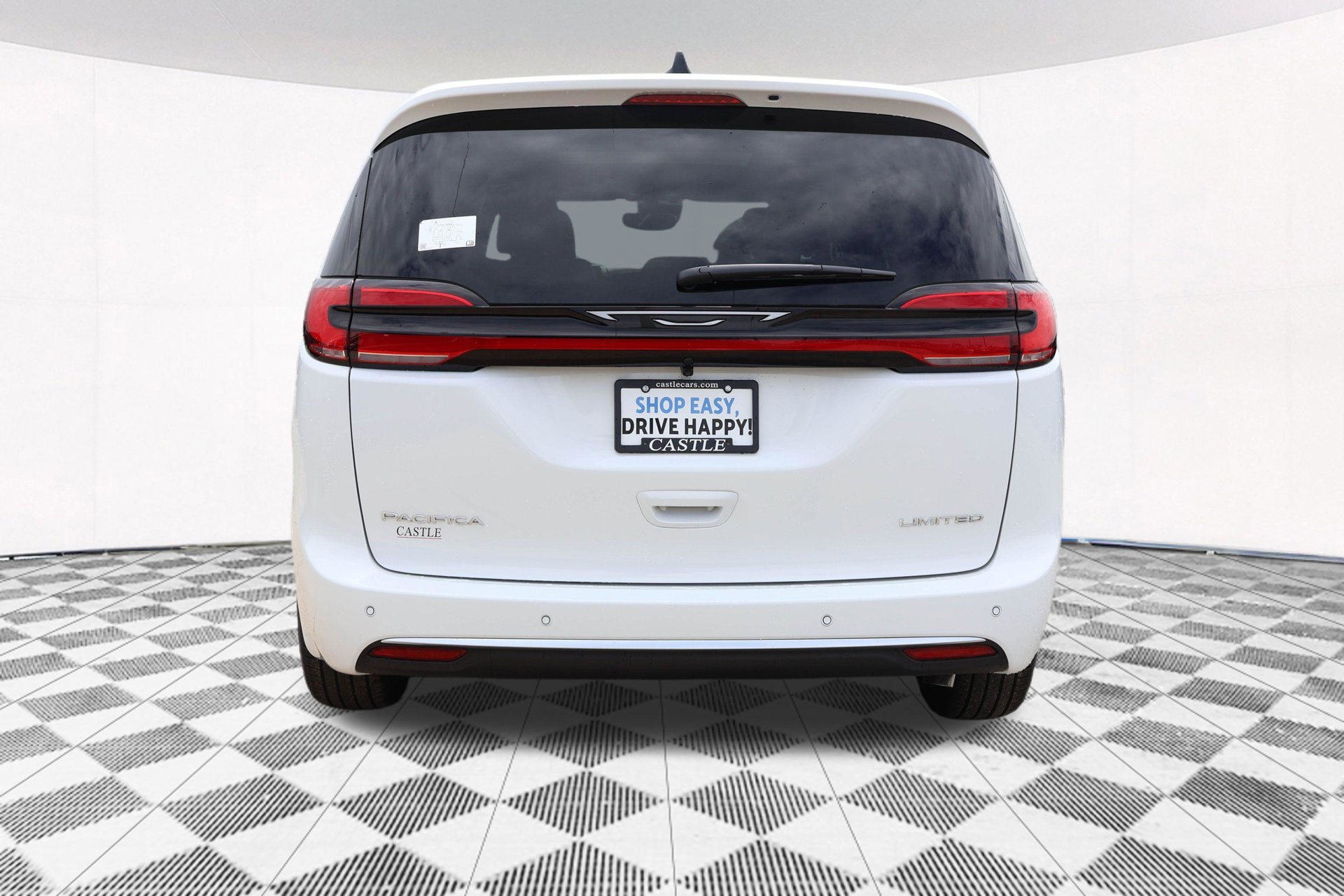 New 2027 Chrysler Pacifica Limited FWD image 14