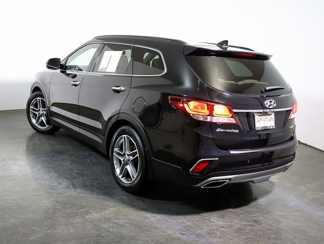 Used 2017 Hyundai Santa Fe SE Ultimate w/ Cargo Package image 2