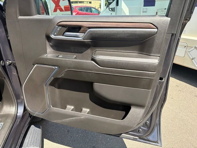 Used 2024 Chevrolet Silverado 1500 LT AWD/4WD image 11