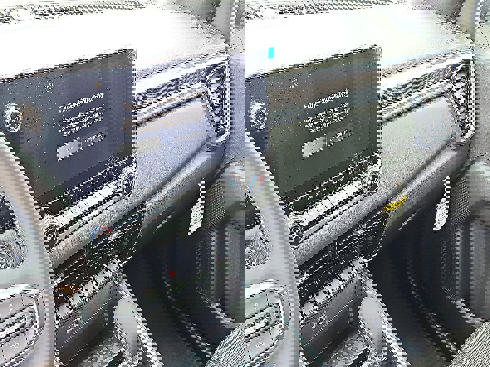 New 2026 GMC Canyon Elevation w/ Convenience Package image 17