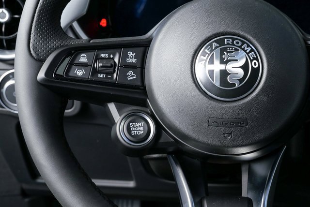 New 2025 Alfa Romeo Stelvio Sprint w/ Convenience Package image 11