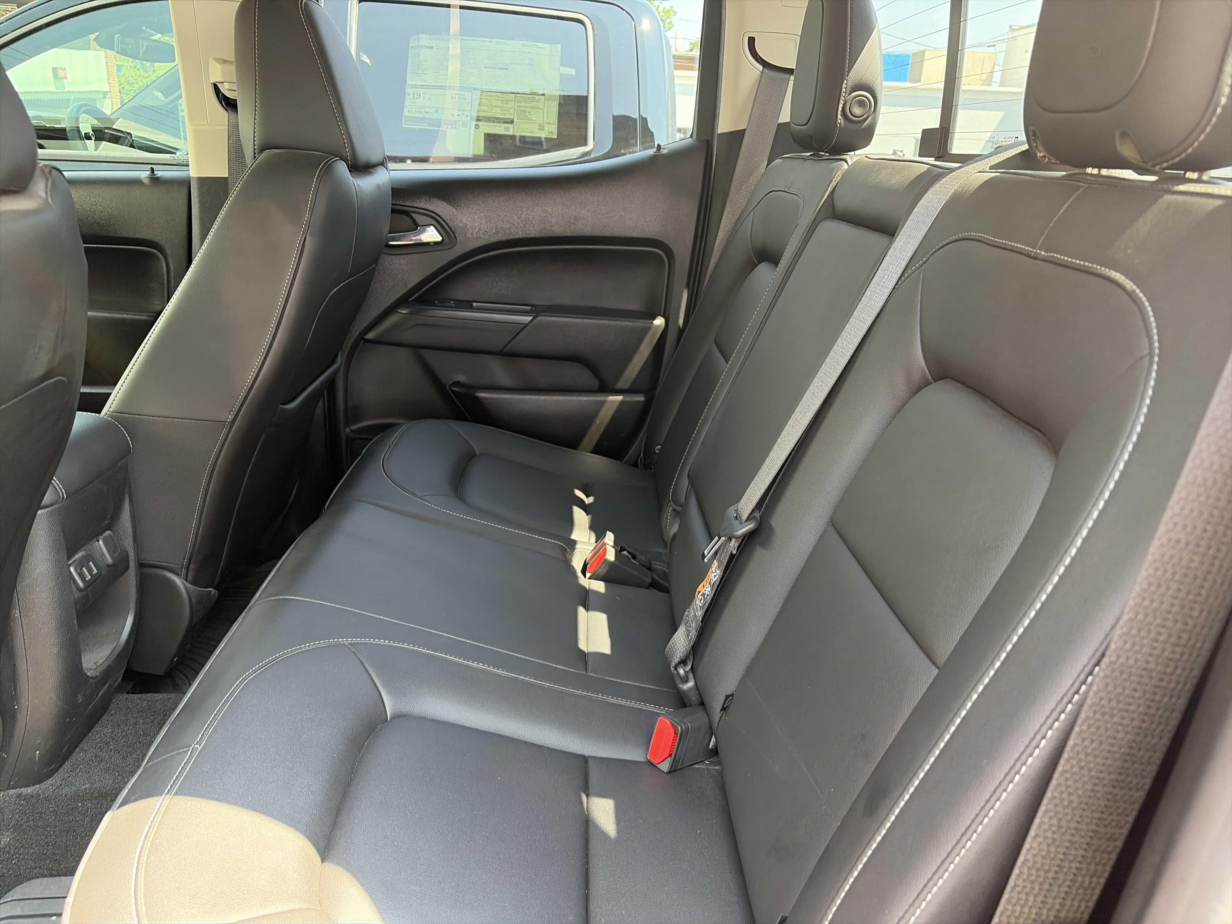 Certified 2017 Chevrolet Colorado LT w/ Luxury Package, Chrome AWD/4WD image 11