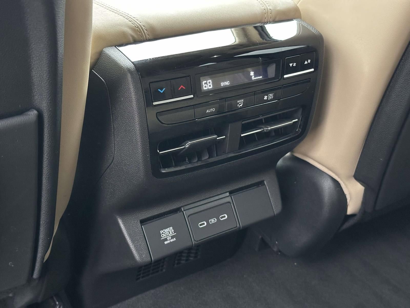 Certified 2025 Acura MDX w/ Technology Package image 15