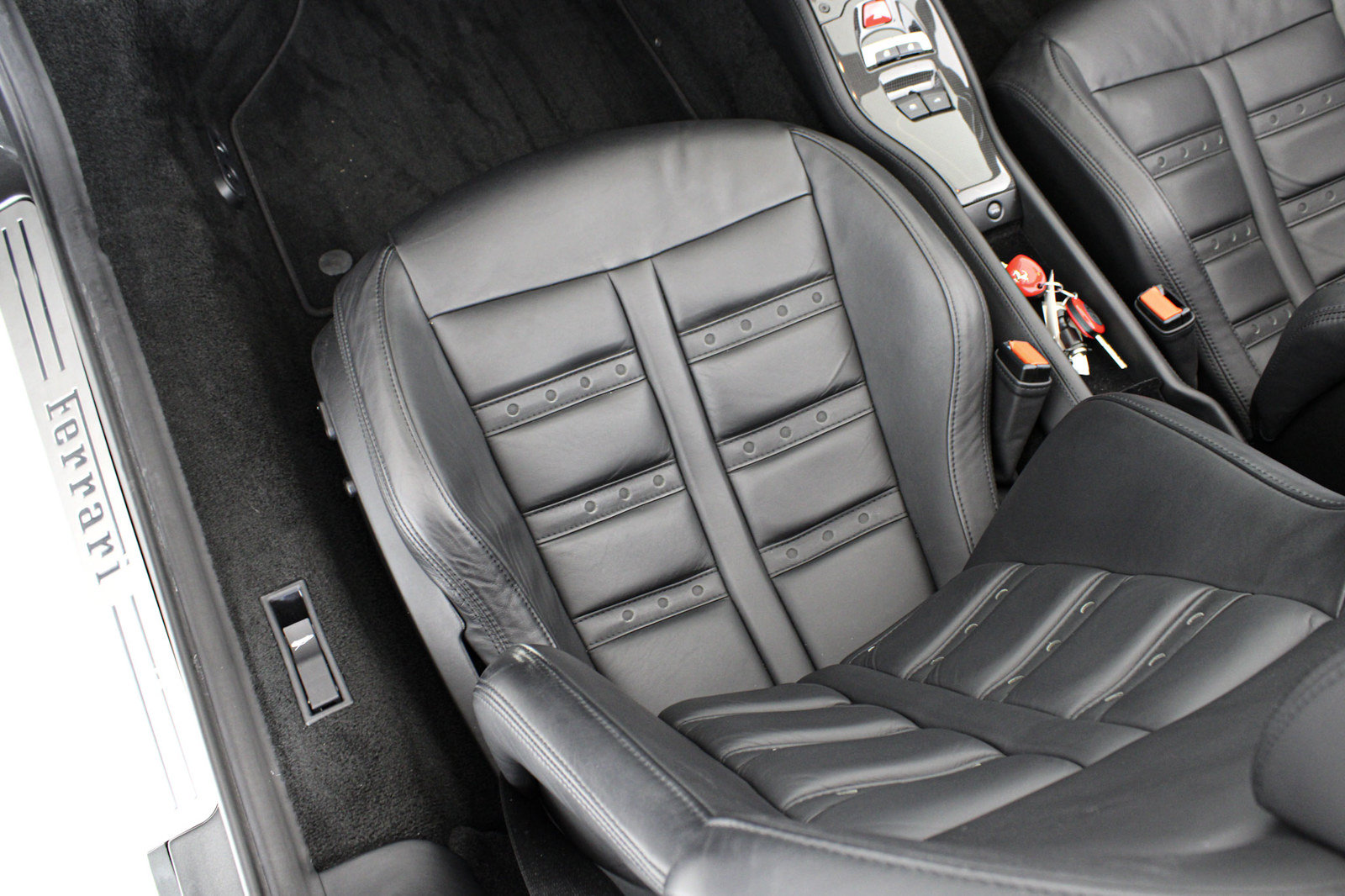 Certified 2013 Ferrari 458 Spider RWD image 38