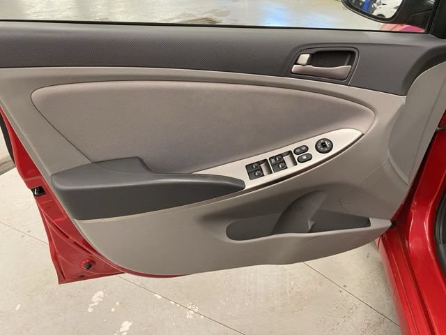 Used 2016 Hyundai Accent SE w/ Option Group 02 FWD image 22