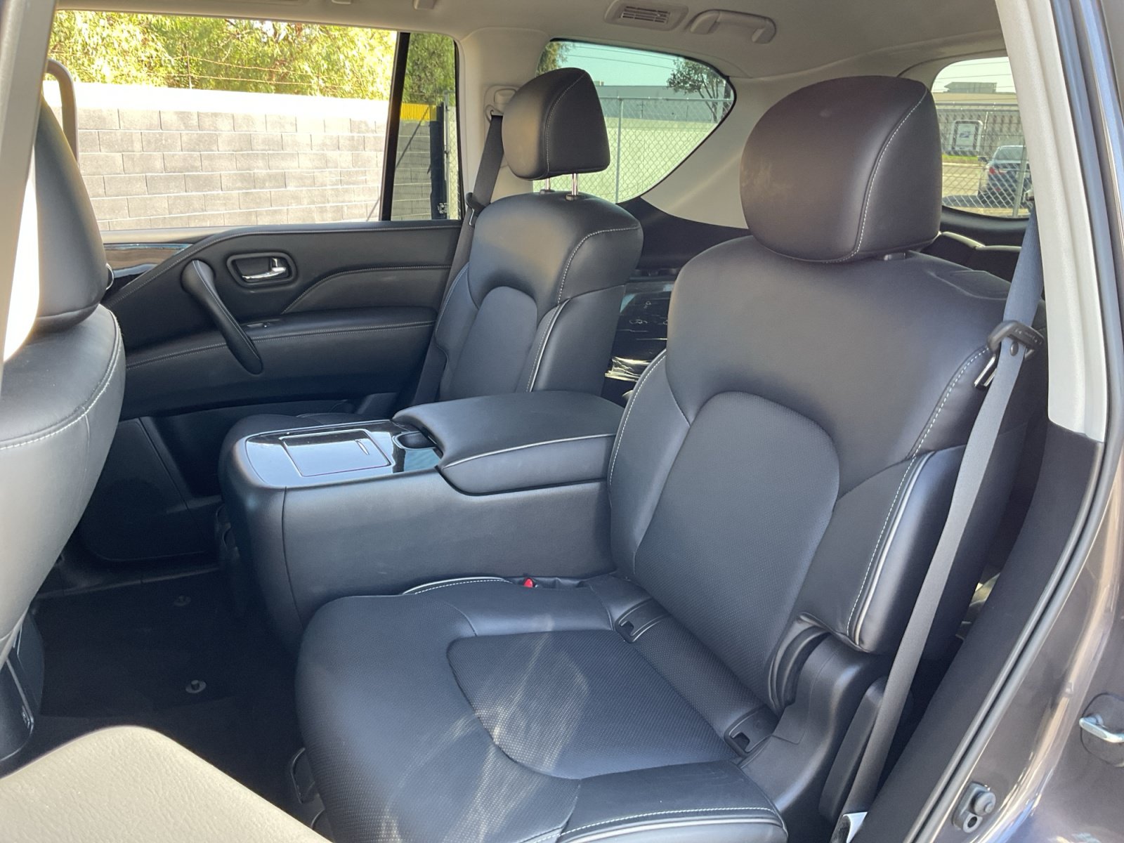 Used 2023 INFINITI QX80 Luxe w/ Cargo Package RWD image 19