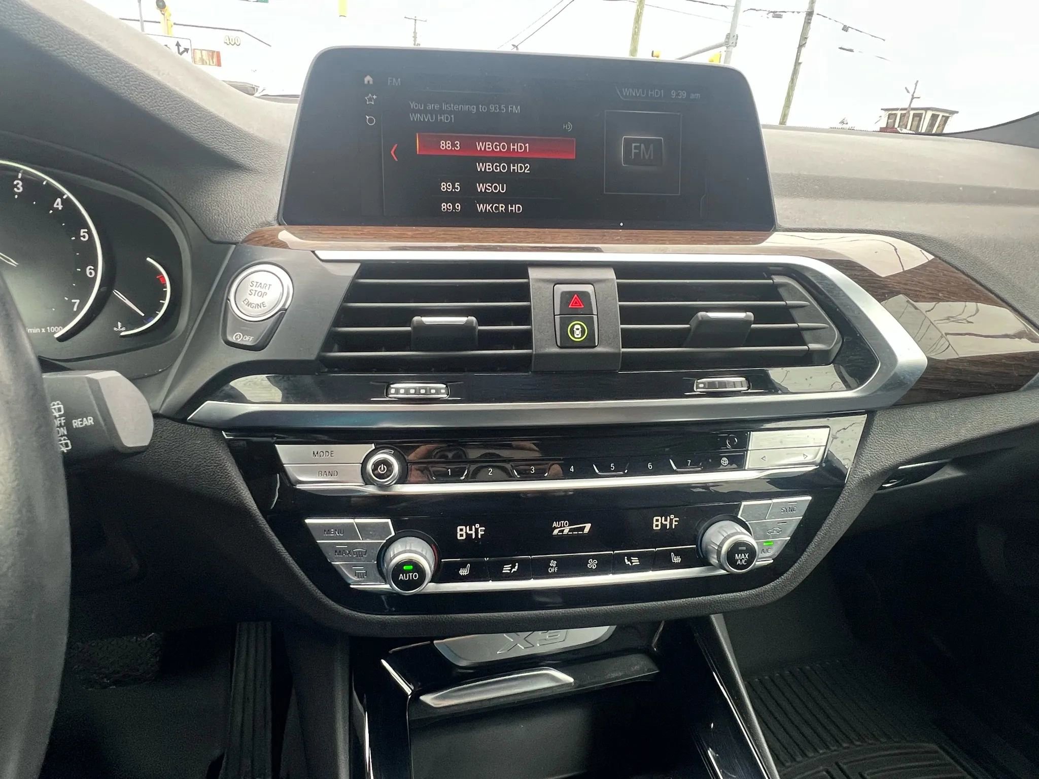 Used 2020 BMW X3 xDrive30i w/ Driving Assistance Package AWD/4WD image 17