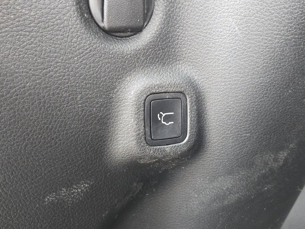 Used 2022 Jeep Compass Latitude w/ Convenience Group image 16