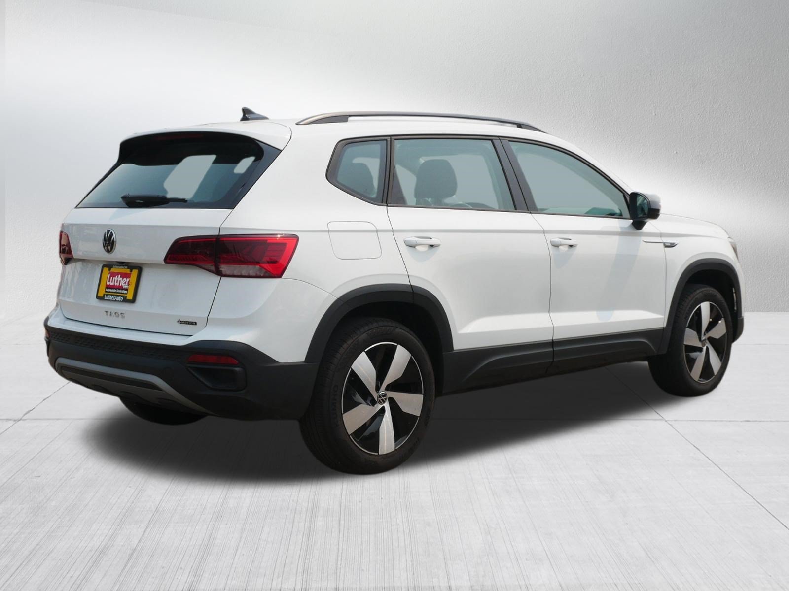 Used 2024 Volkswagen Taos S AWD/4WD image 7