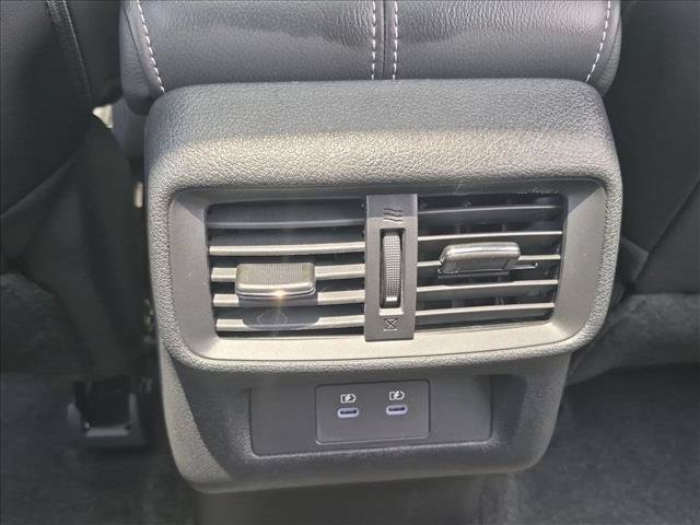 Certified 2025 Nissan Murano SL w/ Cargo Package AWD/4WD image 18