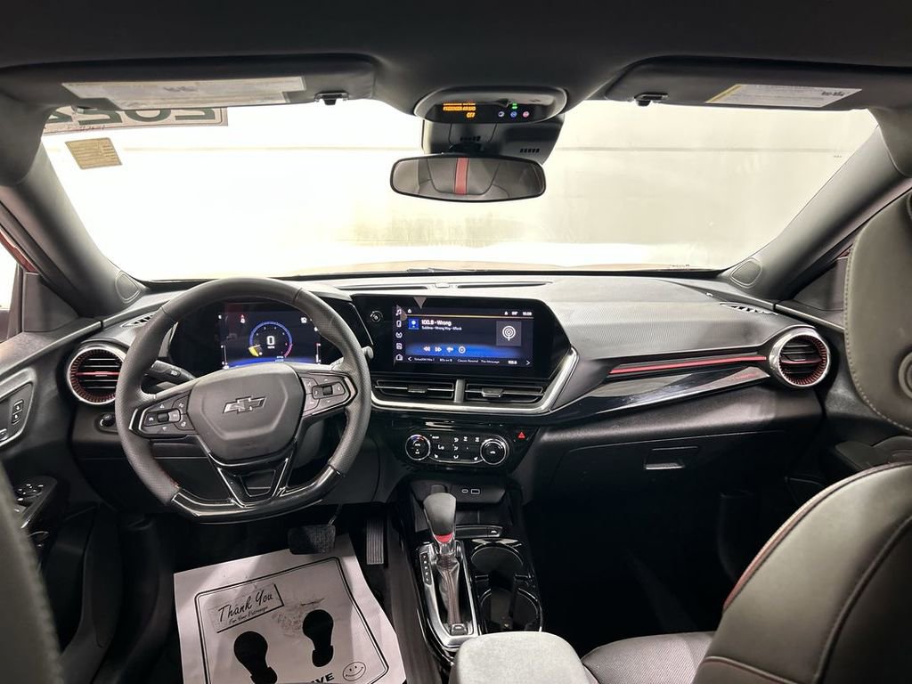 Used 2024 Chevrolet Trax RS w/ Driver Confidence Package FWD image 18