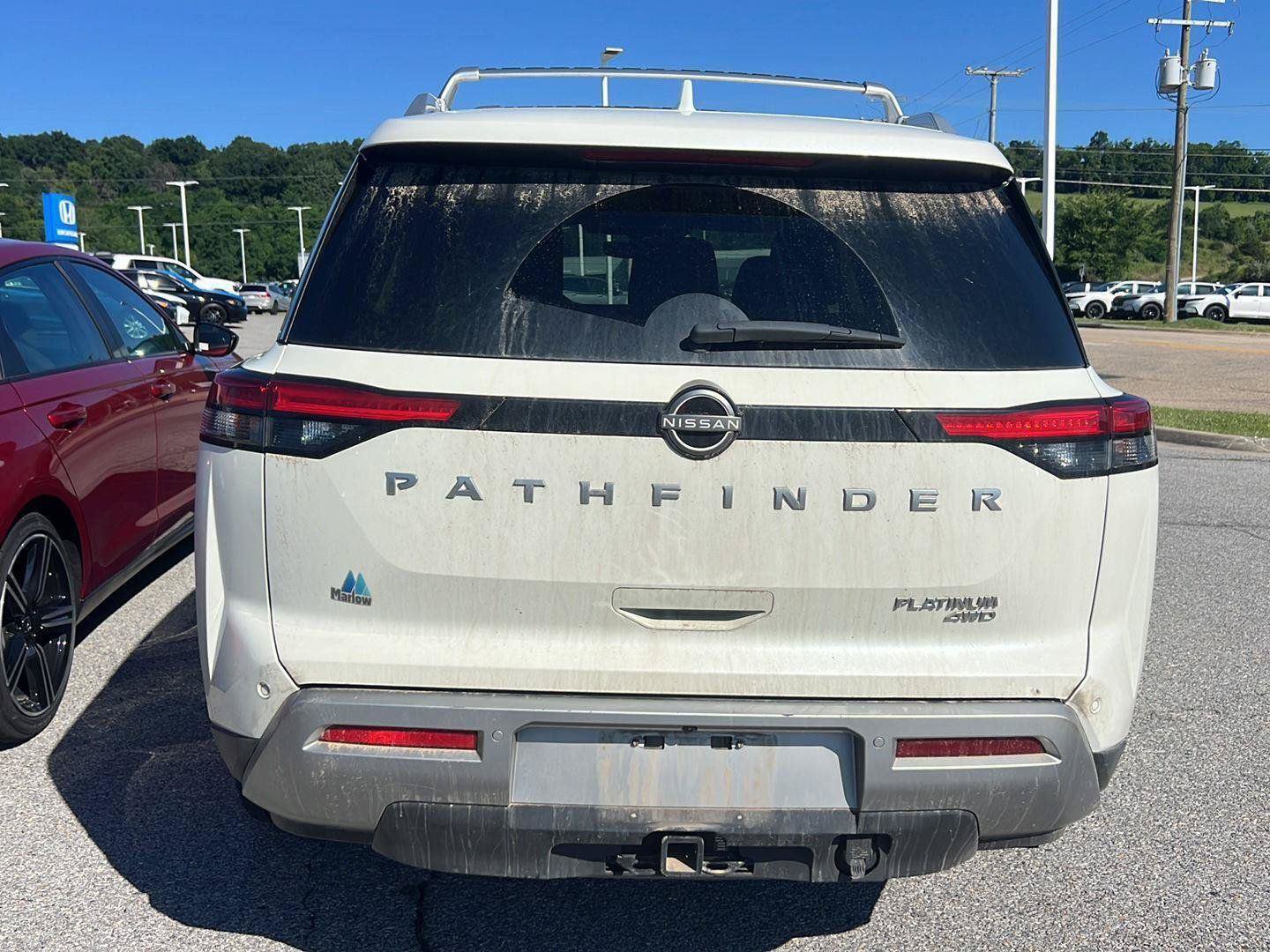 Used 2023 Nissan Pathfinder Platinum w/ Cargo Package AWD/4WD image 3