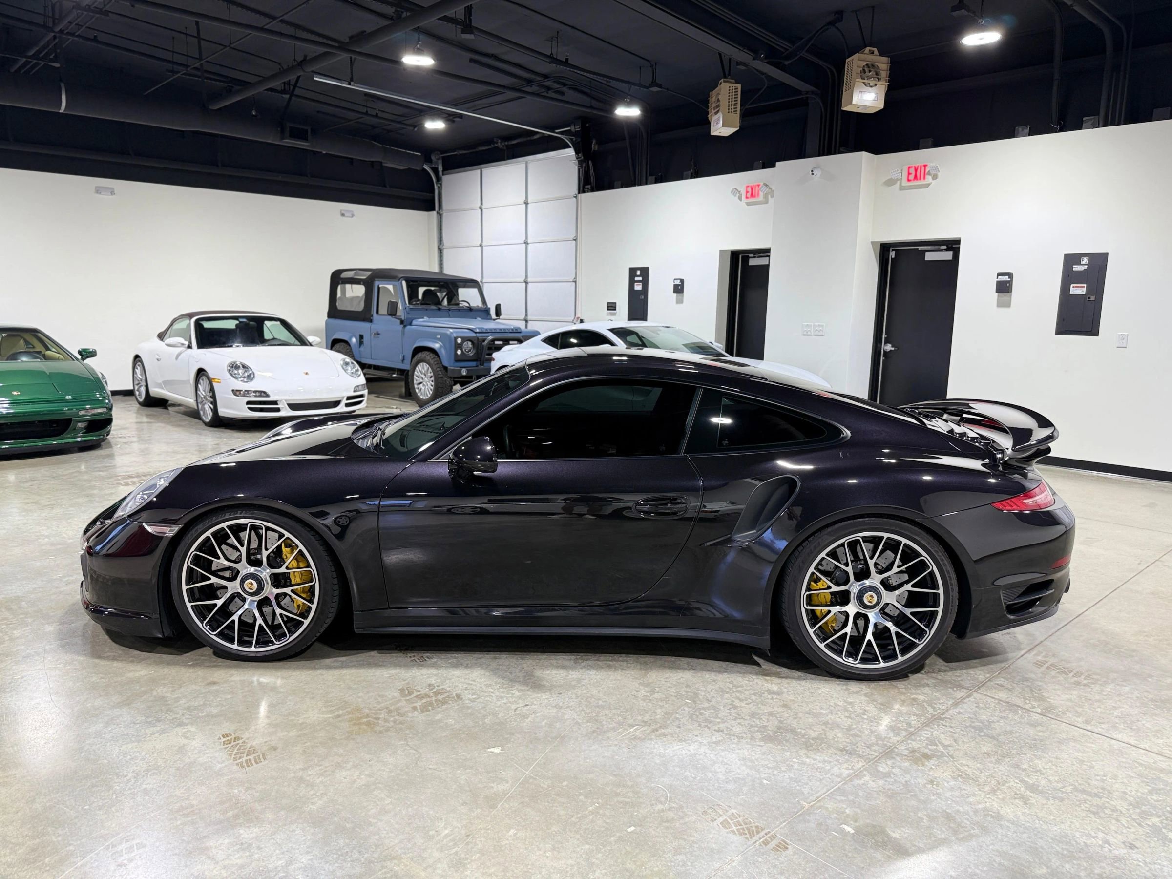 Used 2014 Porsche 911 Turbo S AWD/4WD image 21