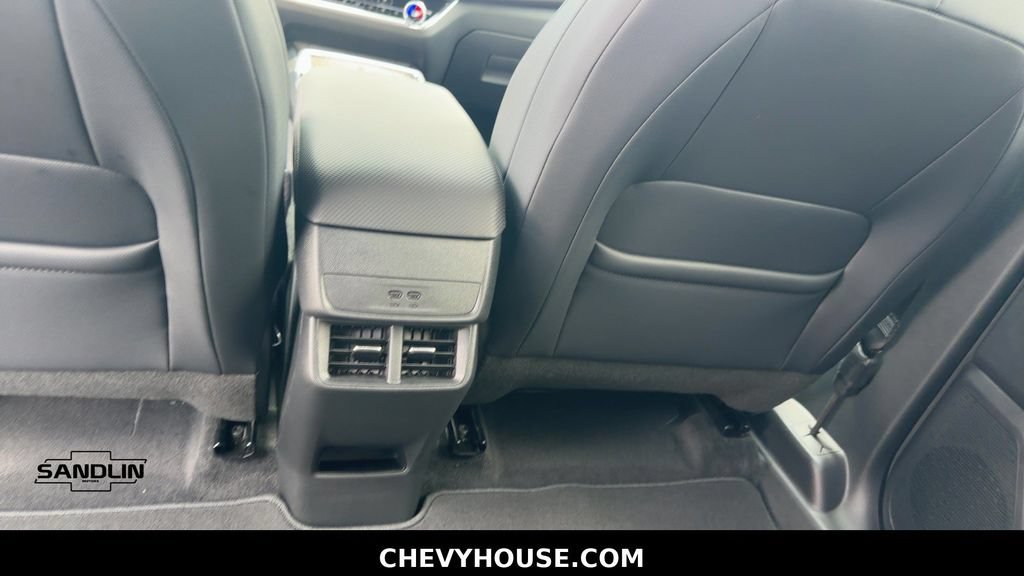 New 2027 Chevrolet Equinox LT w/ Convenience Package II FWD image 25