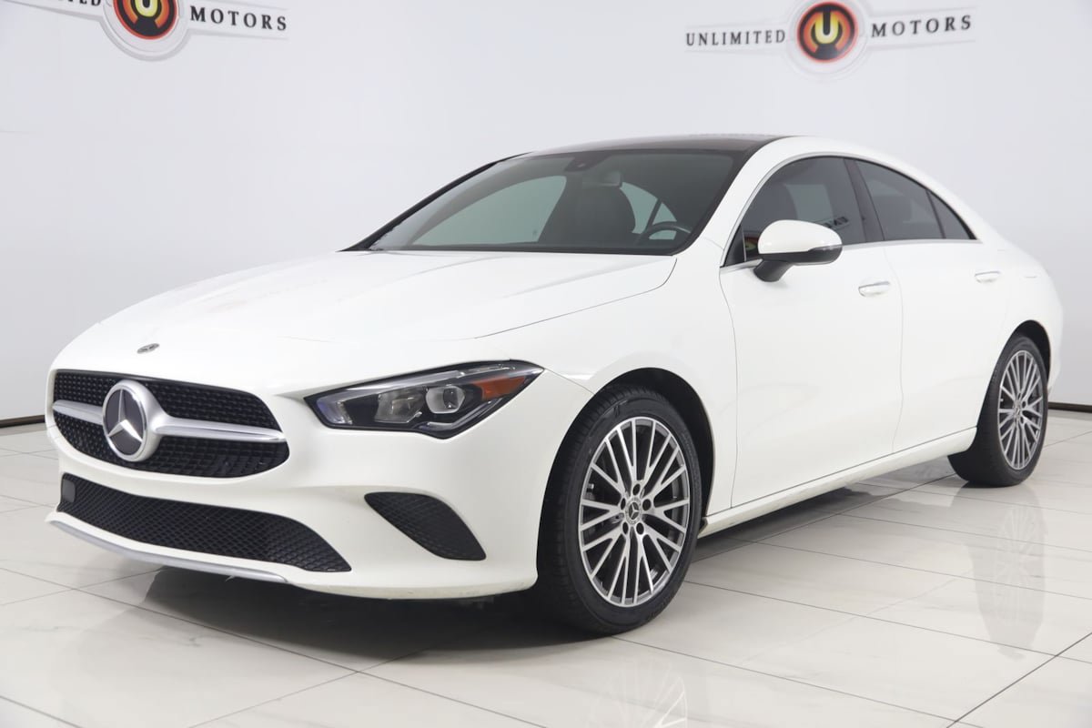 Used 2021 Mercedes-Benz CLA 250 4MATIC w/ Premium Package image 5