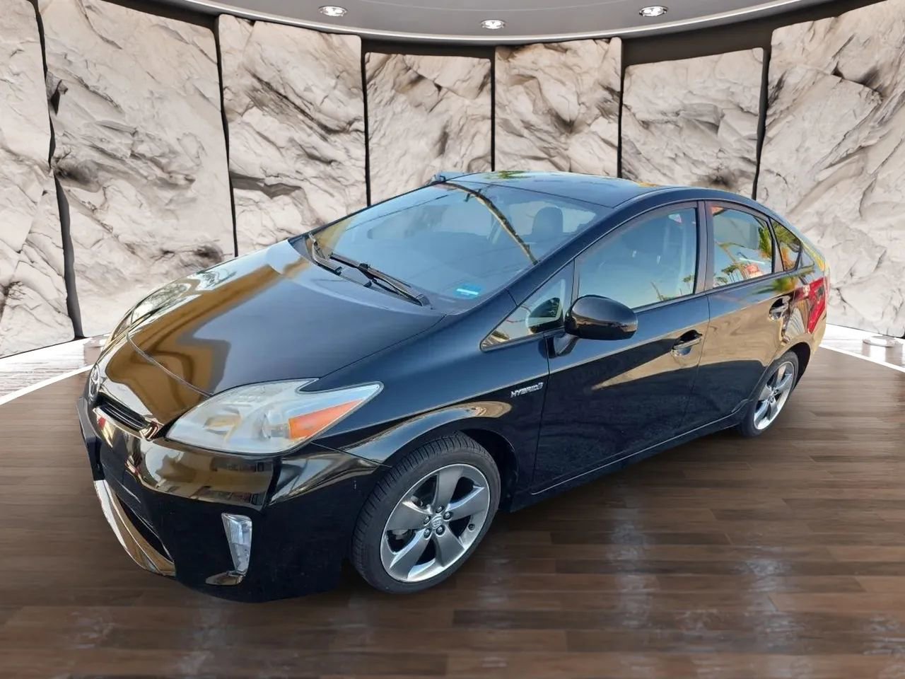 Used 2013 Toyota Prius Persona Series FWD image 1