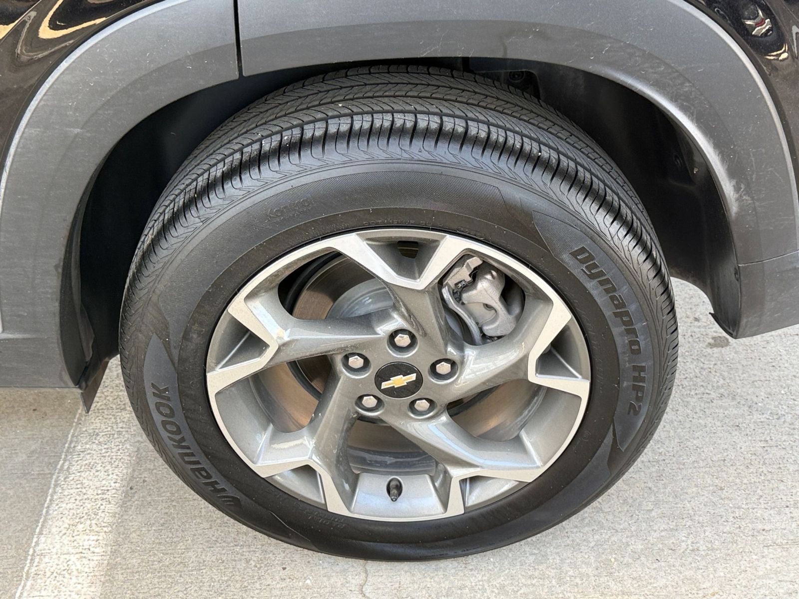 Used 2025 Chevrolet Trax LT w/ LT Convenience Package FWD image 30