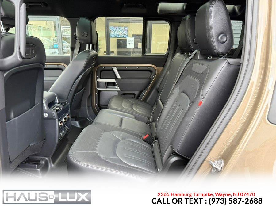 Used 2022 Land Rover Defender 110 X-Dynamic SE image 22