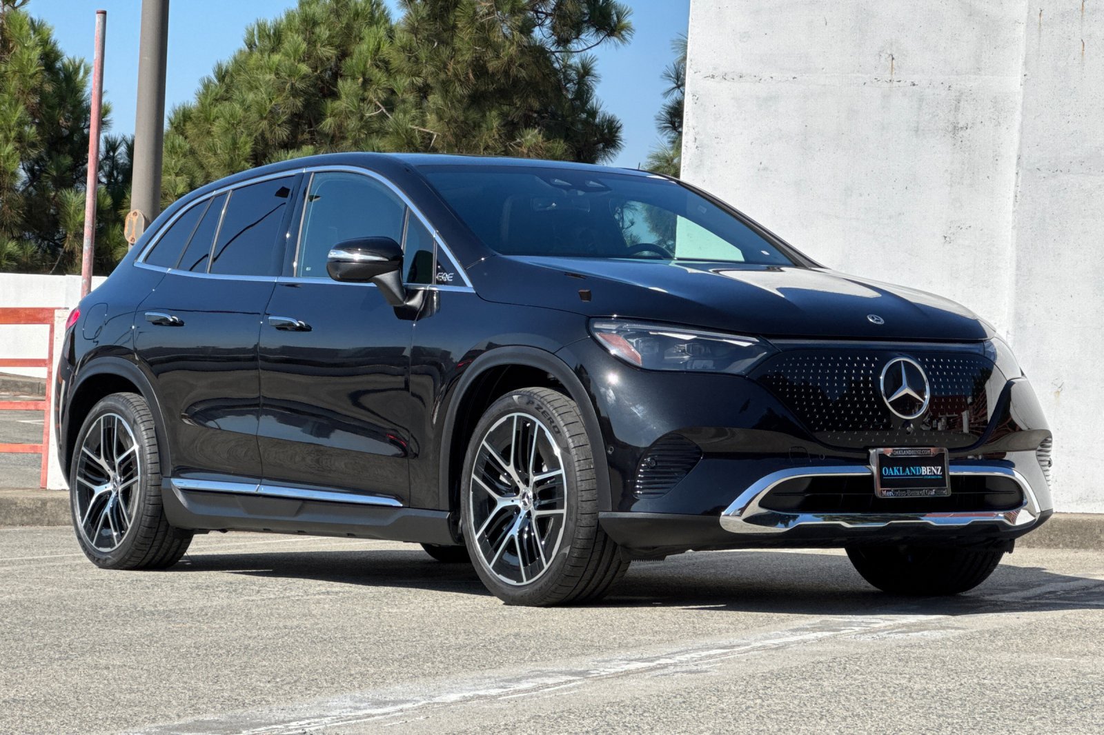 Certified 2024 Mercedes-Benz EQE 350+ SUV image 2
