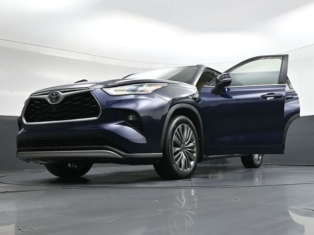 Used 2021 Toyota Highlander Platinum image 41