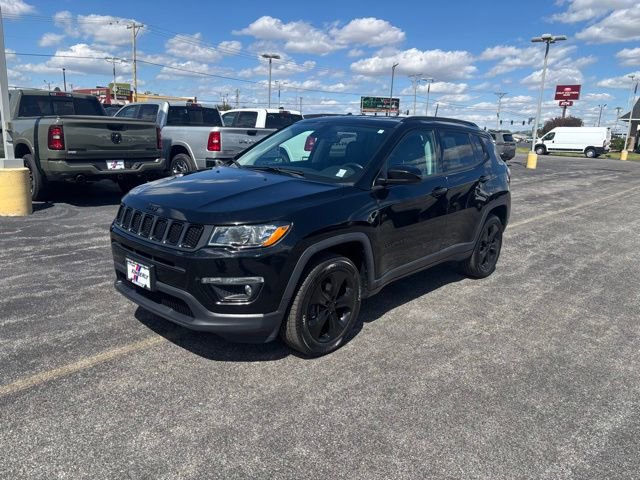 Used 2019 Jeep Compass Latitude AWD/4WD image 1